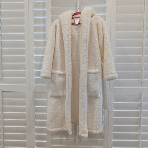 Pottery Barn Teen Cream Kids Hooded Sherpa Robe